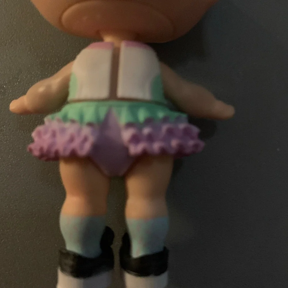 MGA LOL Surprise Pastel Ruffled Skirt Doll Pigtails Mint Lavender Pink Toy